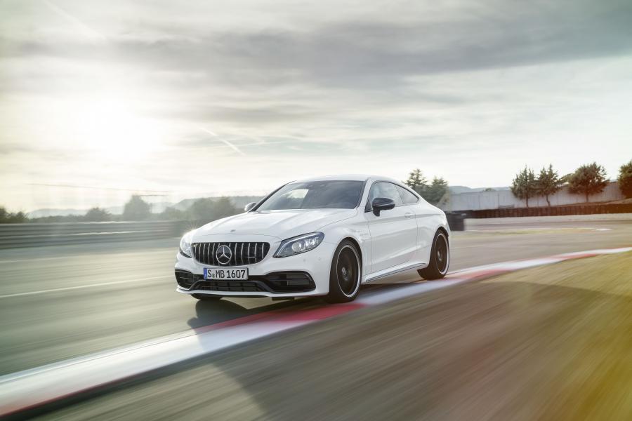  Mercedes-AMG C63 S Coupe (C205) 2018 года  (WW) (фото 21 из 44)
